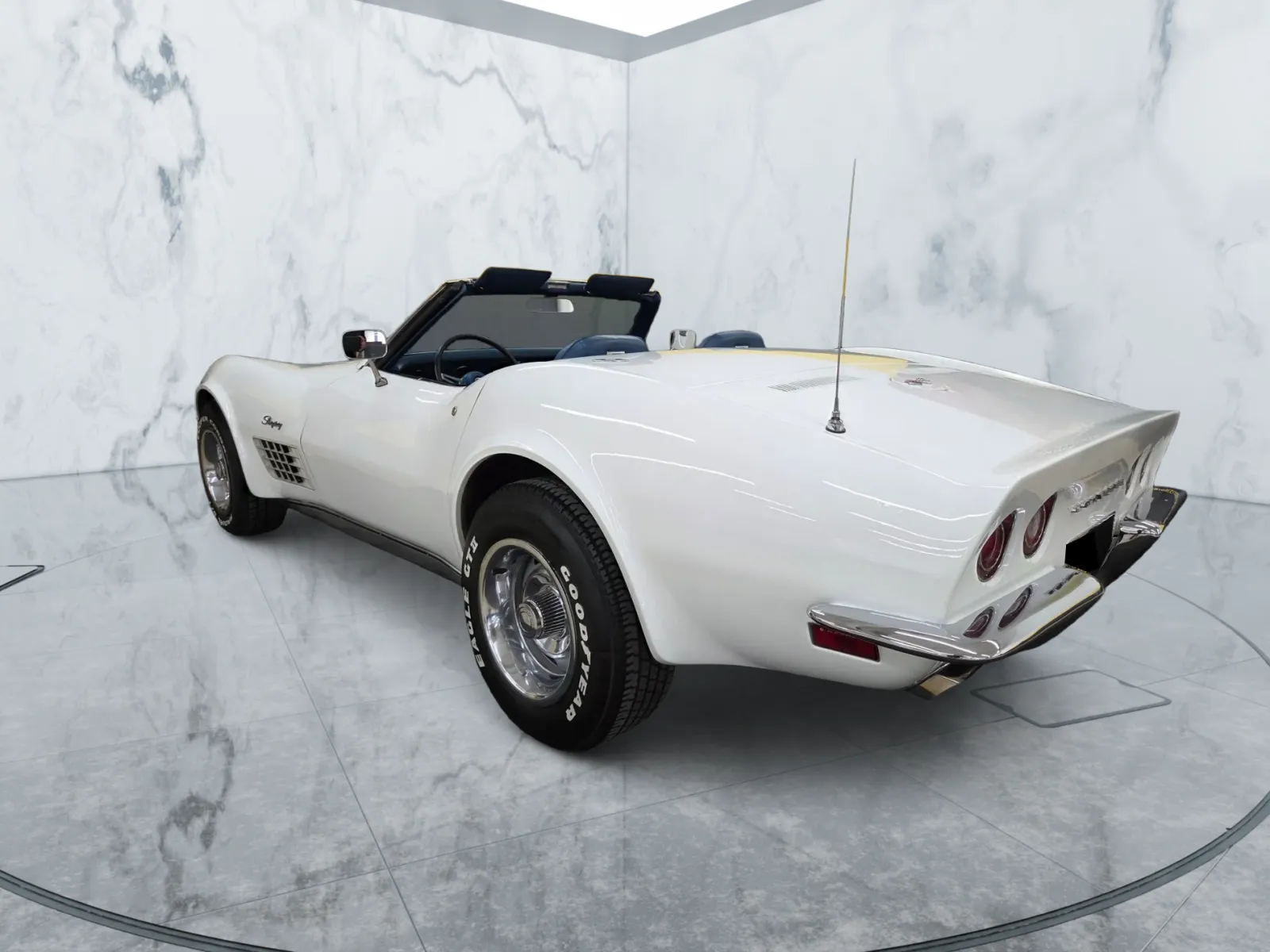 1971 Chevrolet Corvette — photograph 3