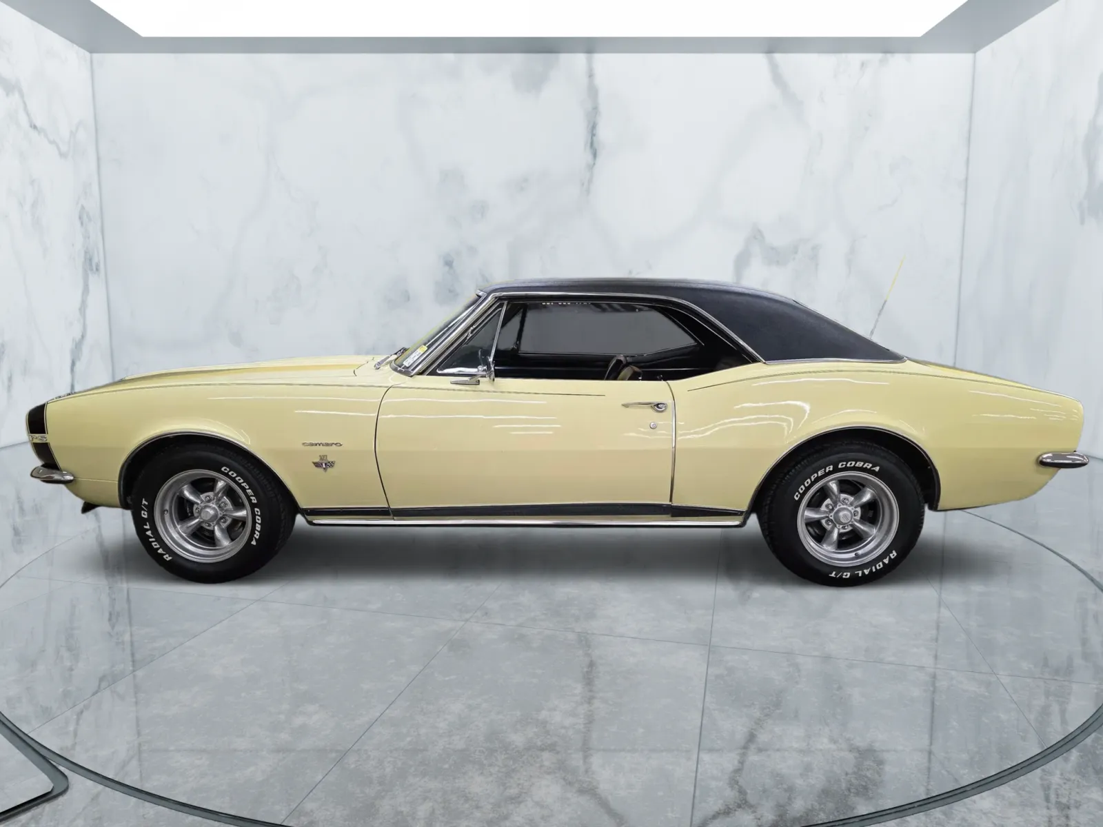 1967 Chevrolet Camaro RS — photograph 2