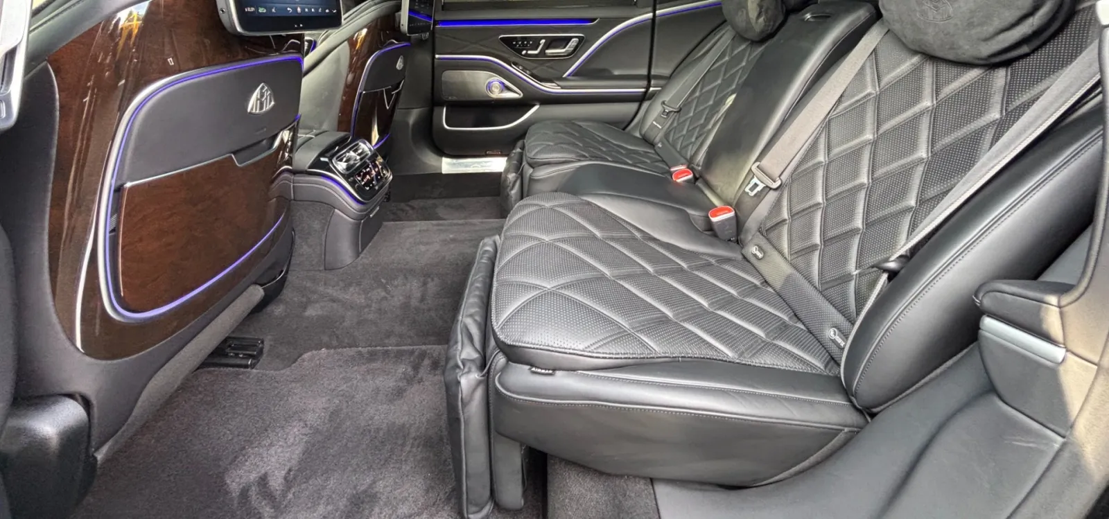 2024 Mercedes-Benz S 580 Maybach — photograph 12