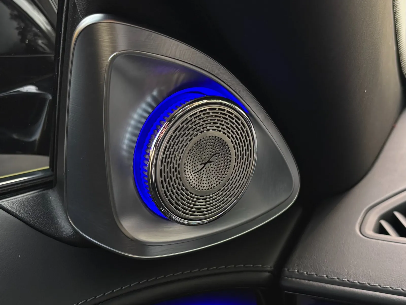 2024 Mercedes-Benz S 580 Maybach — photograph 32