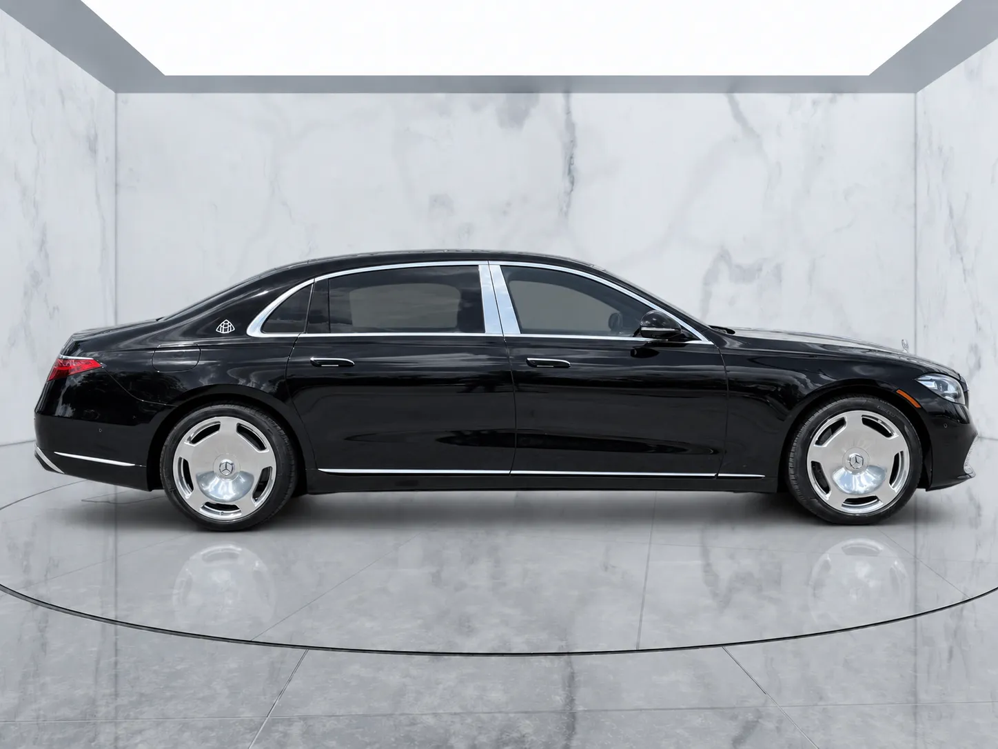 2024 Mercedes-Benz S 580 Maybach — photograph 5