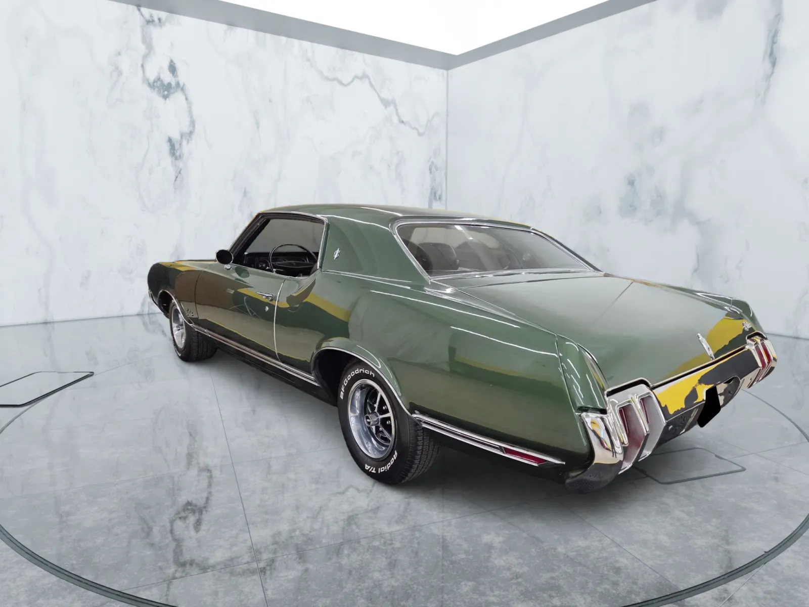 1970 Oldsmobile Cutlass — photograph 3