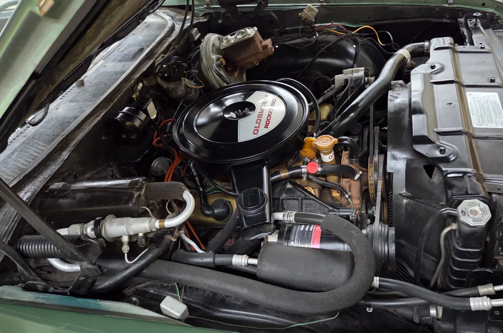 1970 Oldsmobile Cutlass — photograph 32