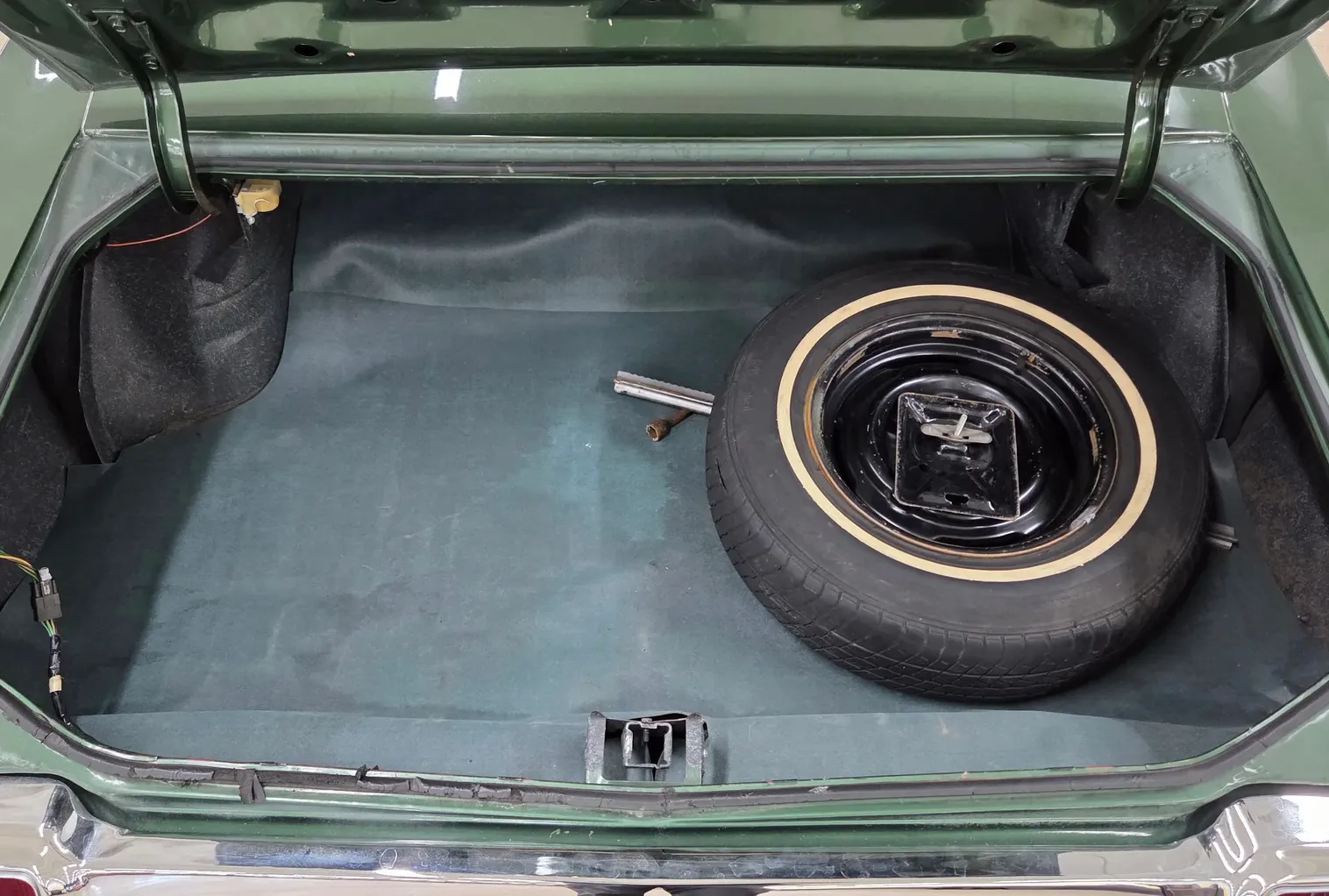1970 Oldsmobile Cutlass — photograph 33