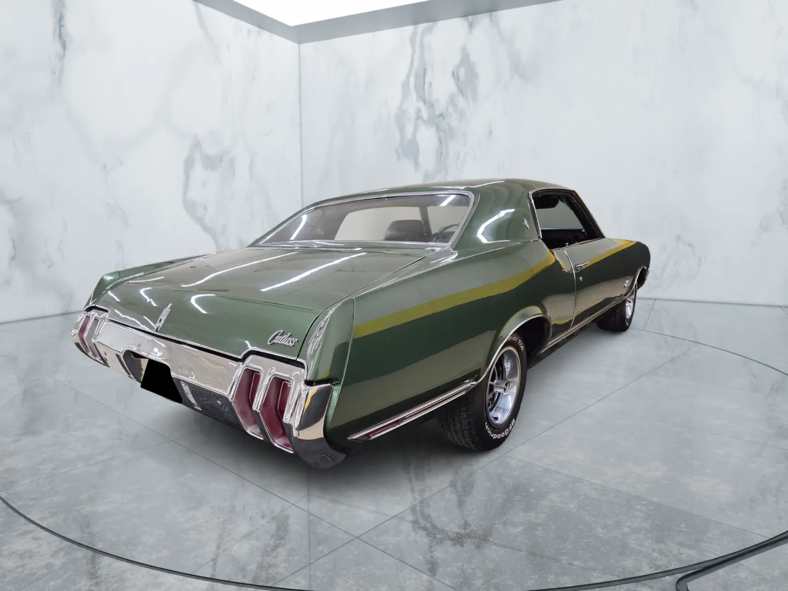 1970 Oldsmobile Cutlass — photograph 5