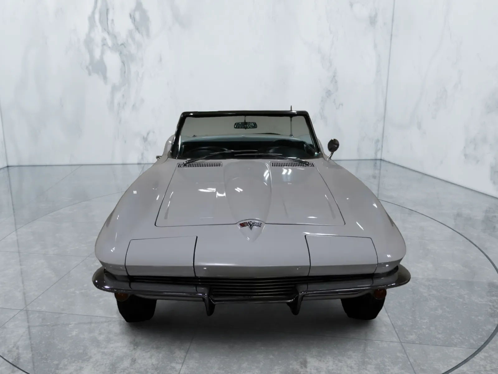 1964 Chevrolet Corvette — photograph 8