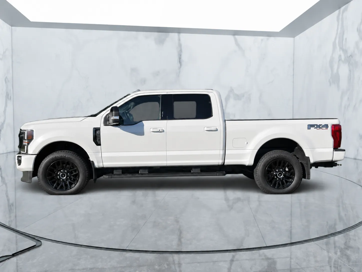 2022 Ford F-250 Super Duty Lariat — photograph 2