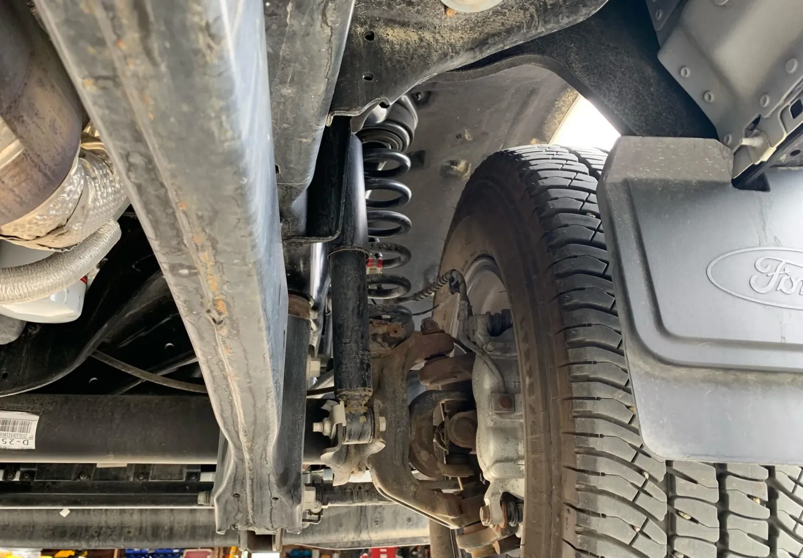 2022 Ford F-250 Super Duty Lariat — photograph 21
