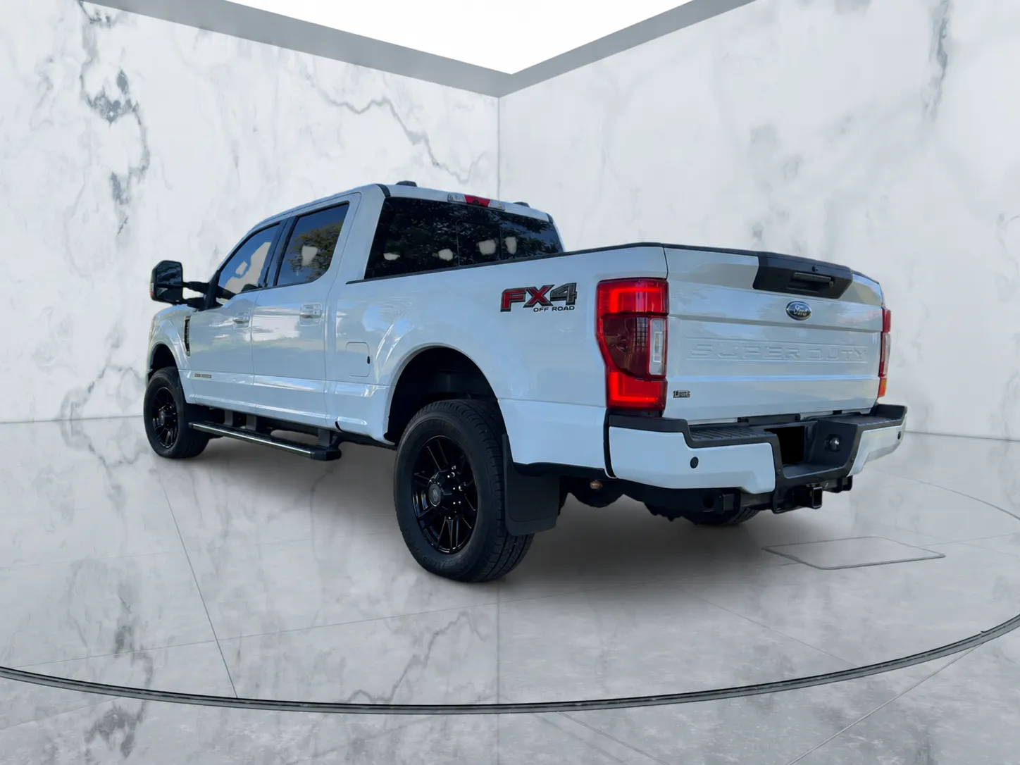 2022 Ford F-250 Super Duty Lariat — photograph 3