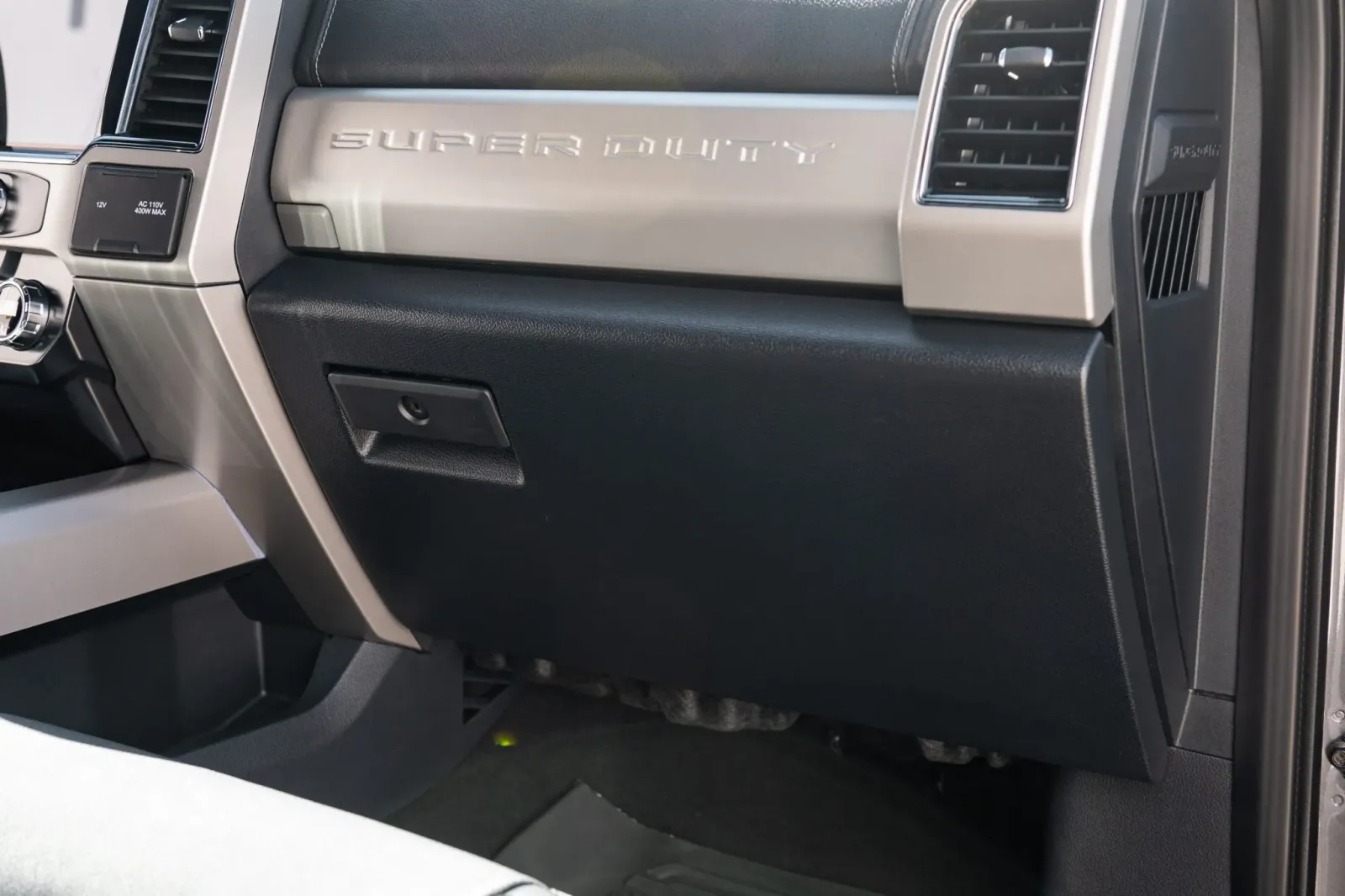 2022 Ford F-350 Super Duty Lariat Dually — photograph 20