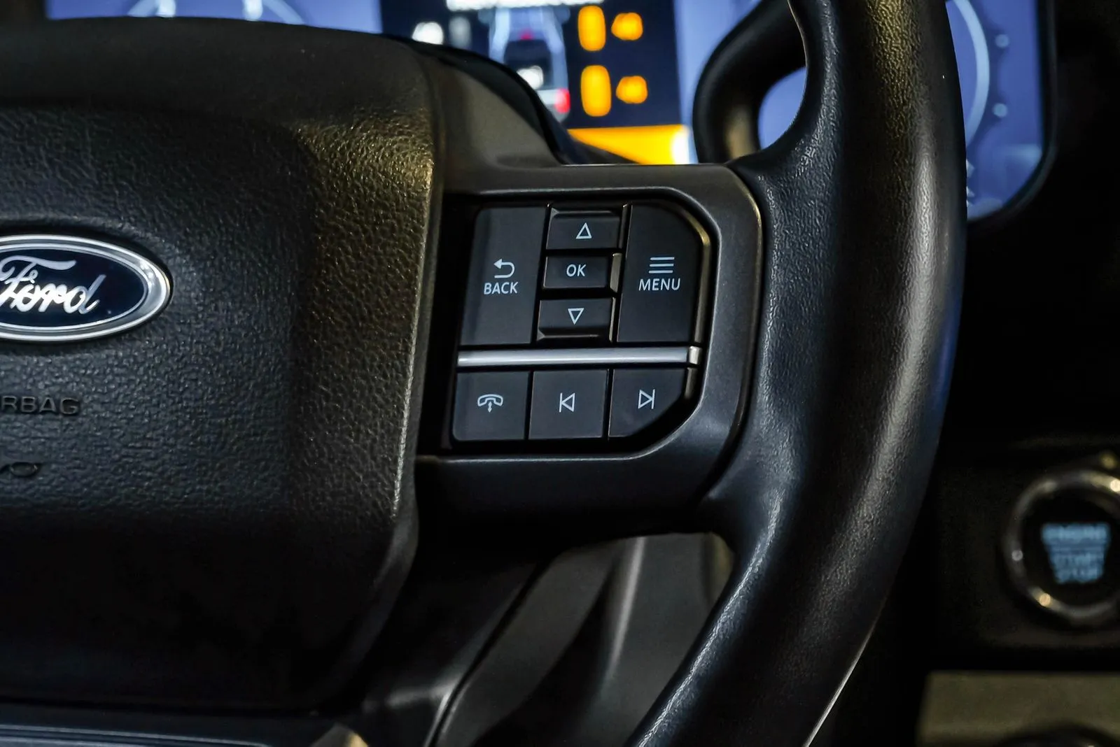 2024 Ford F-250 Super Duty Lariat — photograph 13