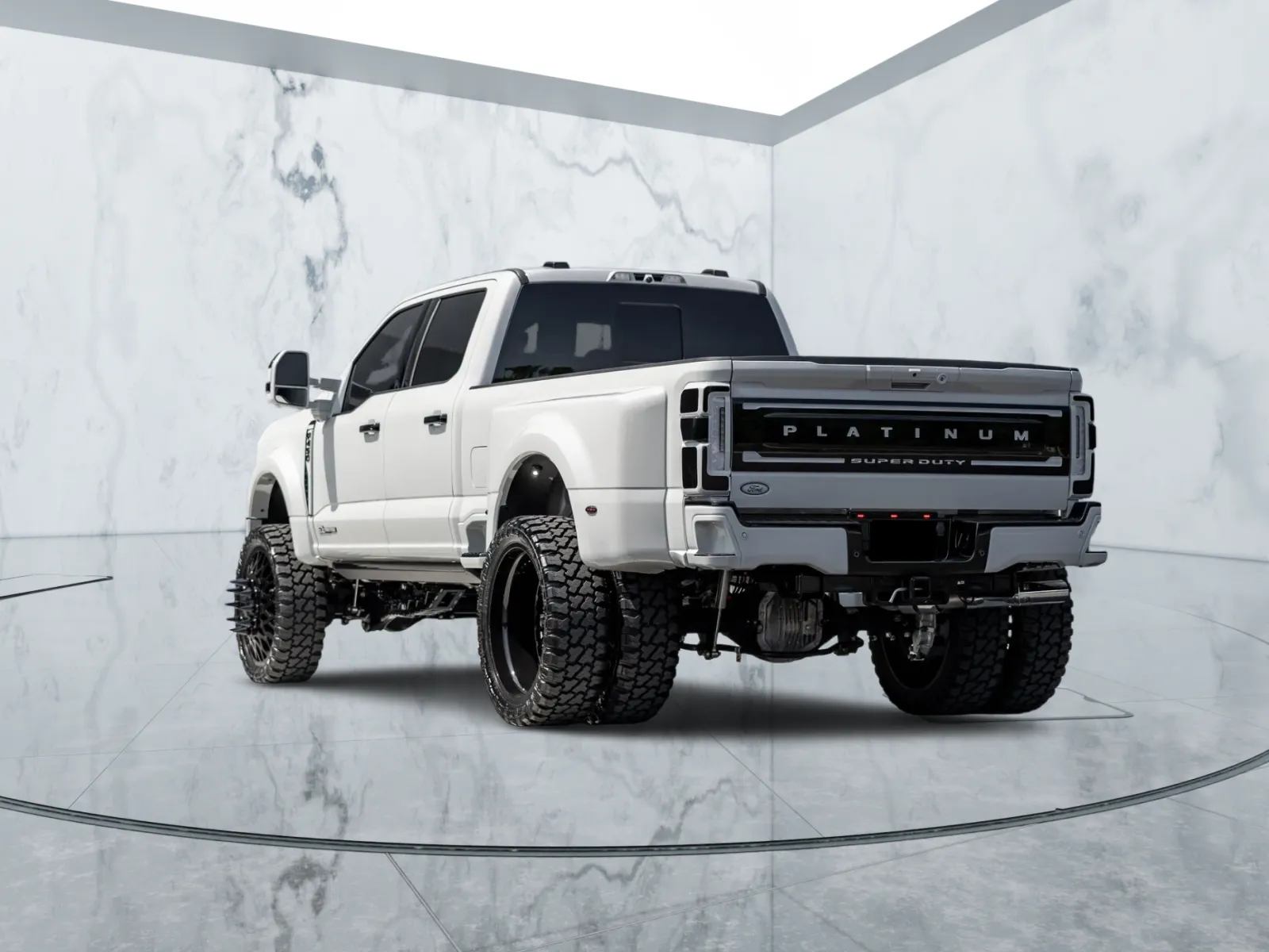 2025 Ford F-450 Platinum — photograph 3
