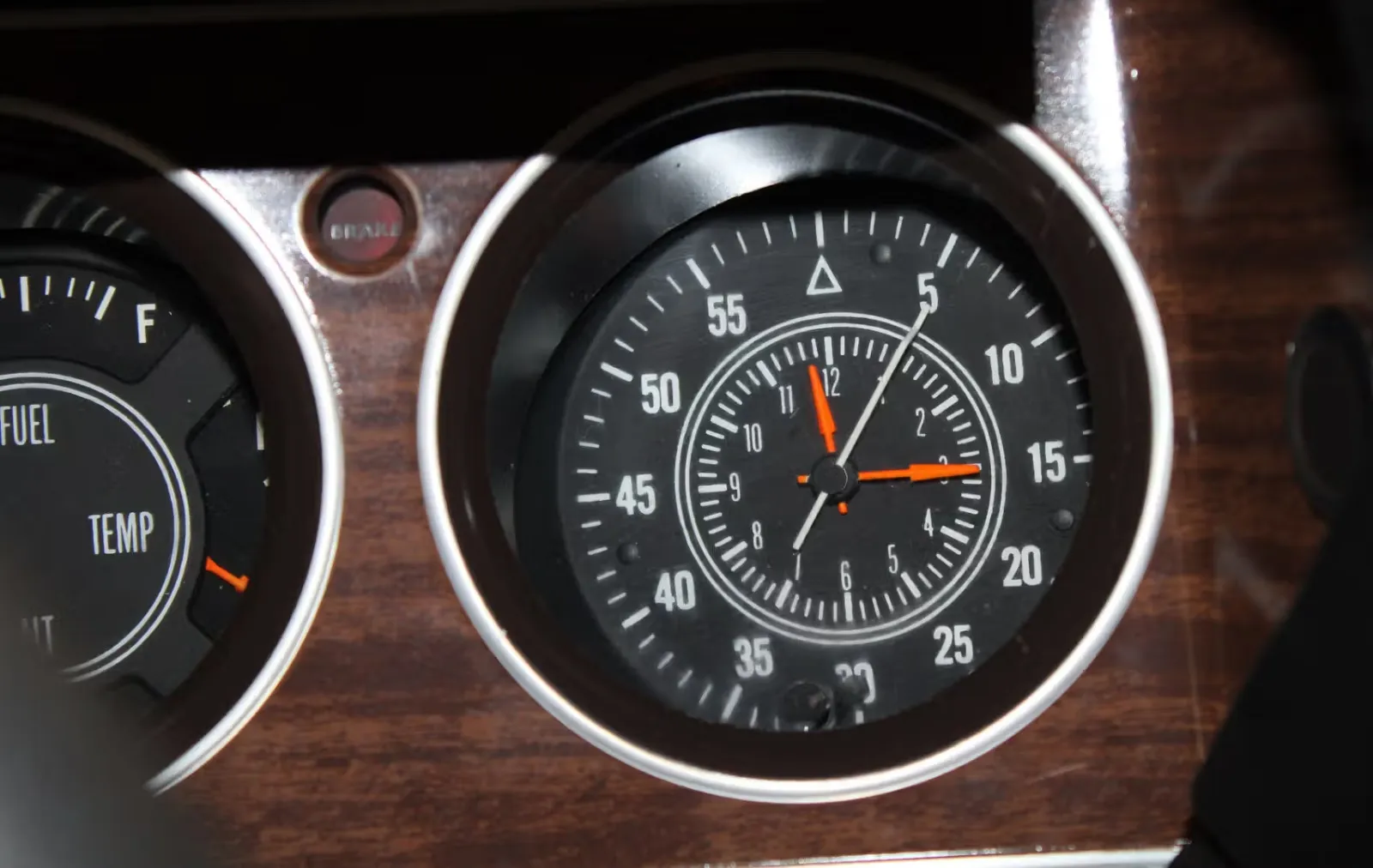 1973 Plymouth Cuda — photograph 17