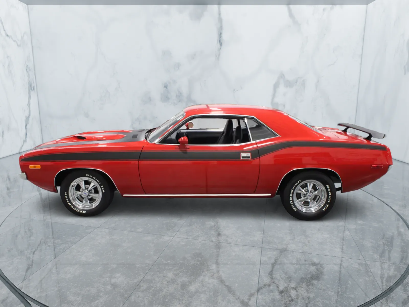 1973 Plymouth Cuda — photograph 2